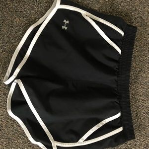Athletic shorts